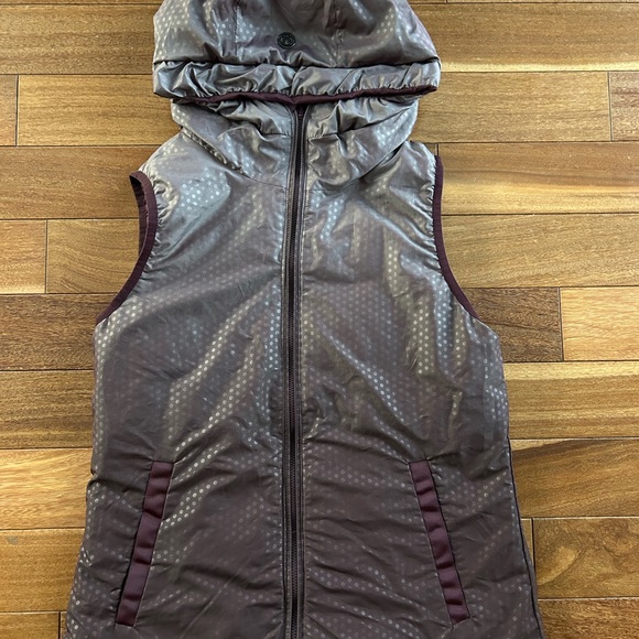 lululemon athletica Purple Puffer Vest - Picture 2 of 7